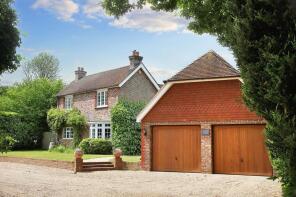 Rogues Roost, Guildford Road, Billingshurst RH14 0SF