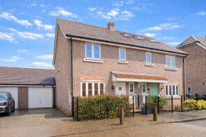 44, Ringley Road, Horsham RH12 4AT