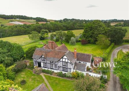 Worcester Road, Harvington