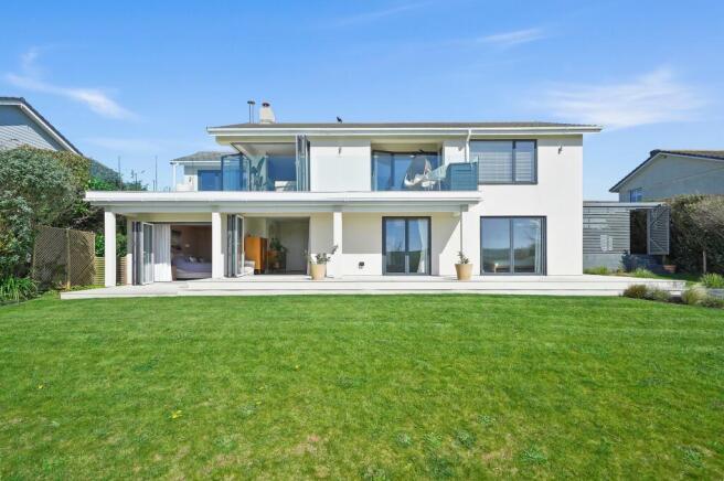 5 Meadcombe