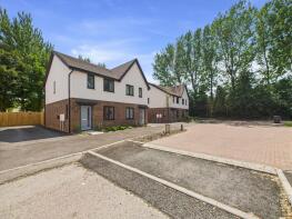 23, Primrose Close, Longwick HP27 9TR