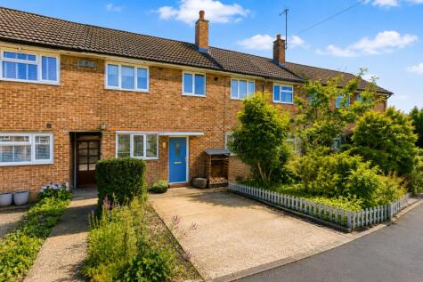 Lawn Avenue, Kimpton, Hitchin, Hertfordshire, SG4
