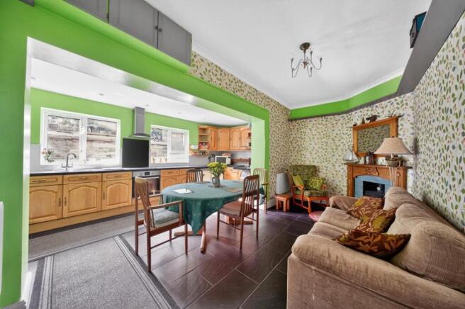 Kitchen/reception/dining room