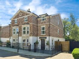 4, Holland Park, Bramhall, Stockport SK7 2AX