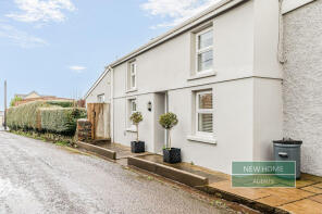 27, Heol Llansaint, Ferryside SA17 5YP