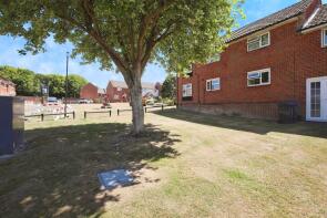 25, Waverley Close, Salisbury SP4 9LD