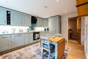 3c, Belle Vue Street, Healey, Batley WF17 8DD