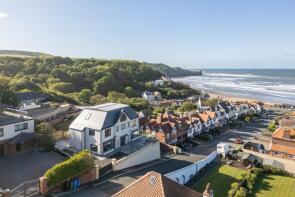 42, Meadowfields, Sandsend, Whitby YO21 3SX