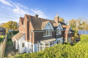 The White House, Station Road, Hartfield TN7 4BT