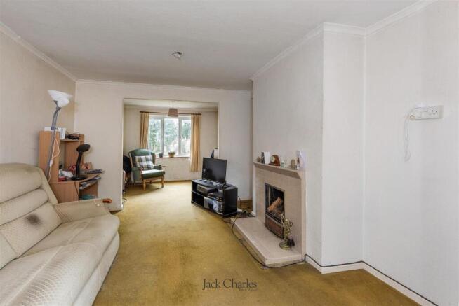 8 Paddock Close, TN3 0RR 003.jpg