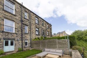 8, Ash Terrace, Ripponden, Sowerby Bridge HX6 4ER