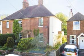 3, Florence Villas, Hardres Court Road, Canterbury CT4 5NY