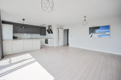 , Tottenham lane, Tottenham Lane, Crouch End, London, N8