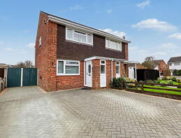 32, Seaton Way, Southport PR9 9GJ