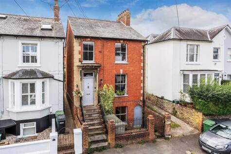 Vincent Road, Dorking, RH4