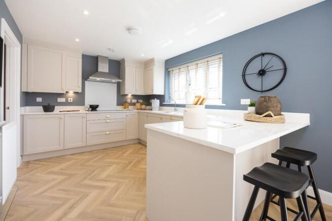 Elgar Park - Mulberry kitchen 1