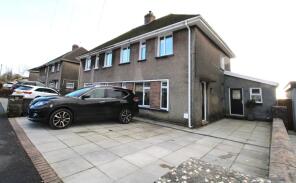 17, Queen Street, Brynmenyn, Bridgend CF32 9HS