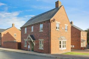 14, Ashton Drive, Leicester LE19 4BA