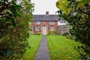 1, Brickyard Cottages, Knightsfield Road, Burton-on-trent DE13 8TL