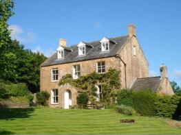 Hursey House, Main Street Through Hursey, Beaminster DT8 3LN
