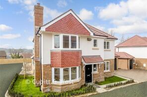 4, Lewes Road, Ridgewood, Uckfield TN22 5SL