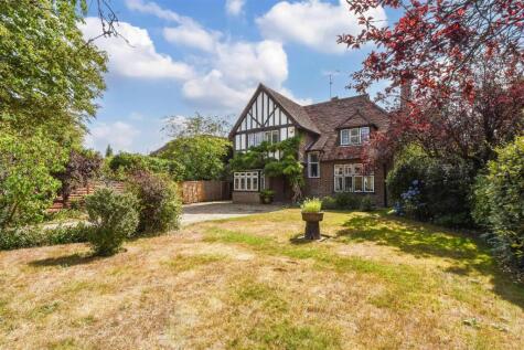 Lynch Road, Farnham