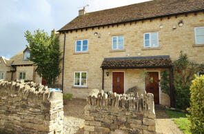 3, Valence Court, Aston Road, Bampton OX18 2AF