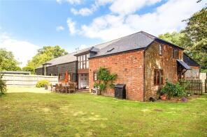 2 Parkhill Barns, Parkhill, Larkwhistle Farm Road, West Stratton SO21 3QY
