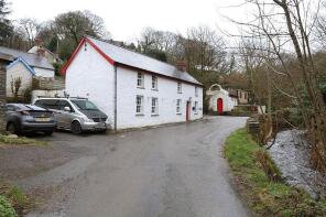 Glanafon, Cwmorgan Bridge To Rhiwlas, Cwm Morgan, Newcastle Emlyn SA38 9LZ