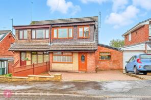 4, Inglefield, Rochdale OL11 5XL