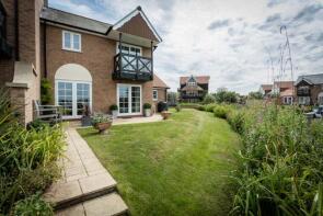 20, Bridge Walk, Burton Waters, Lincoln LN1 2WR