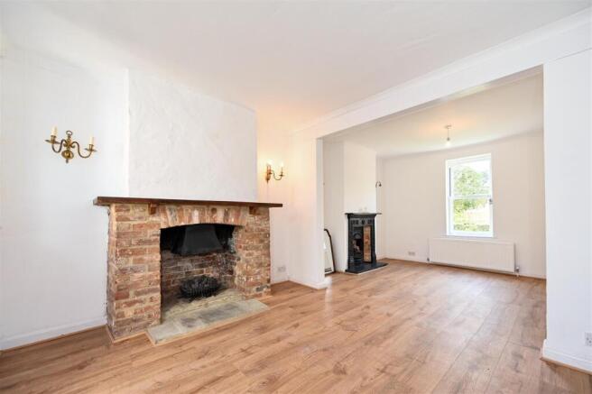 Sitting/Dining Room