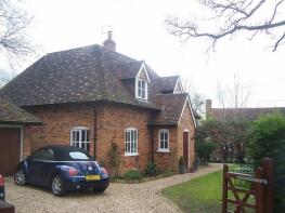 The Lanterns, Reading Road, Mattingley, Hook RG27 8JZ