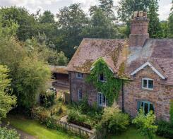 Knoll House, Adleymoor, Craven Arms SY7 0ES