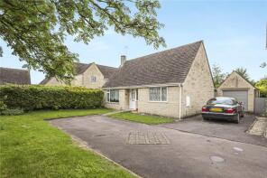 17, Elizabeth Gardens, Cirencester GL7 5LP