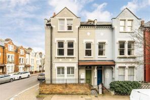 Flat B, 37, Eckstein Road, London SW11 1QE