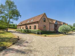 4, Forsters Farm Court, Aldermaston, Reading RG7 4QY
