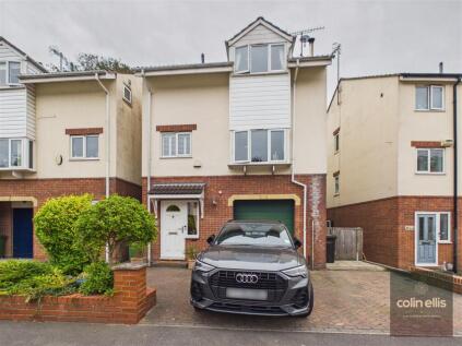 Pinewood Drive, Scarborough