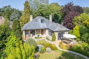 The Lodestone, Pavilion Meadow, River CT17 0RJ