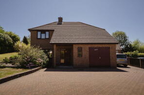 Anglesden, Ruckinge Road, Hamstreet TN26 2NW
