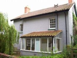 Beckside, Beck Lane, Hackthorn, Lincoln LN2 3PH