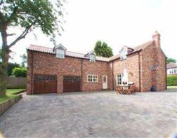 Honeysuckle Lodge, Vicarage Road, Willoughton, Gainsborough DN21 5SA