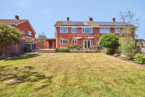 Coneygear Road, Hartford, Huntingdon, PE29