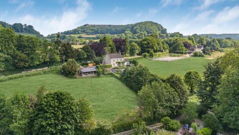 Rockstowes, Uley, Dursley, GL11 5AF