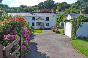 Leas Cottage, B3273 Between London Apprentice And Trewhiddle Gate, London Apprentice, St. Austell PL26 7AR