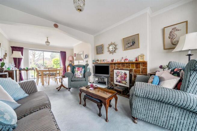 living room h.jpg