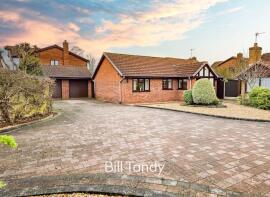 10, Boxer Close, Handsacre, Rugeley WS15 4TD