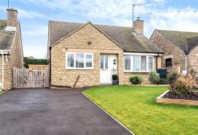 7, Manor Park, Banbury OX17 1HH