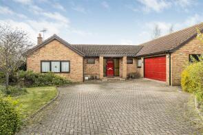 60, West Drive, Highfields Caldecote, Cambridge CB23 7NY