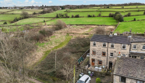10, Dam Head, Holmbridge, Holmfirth HD9 2PB